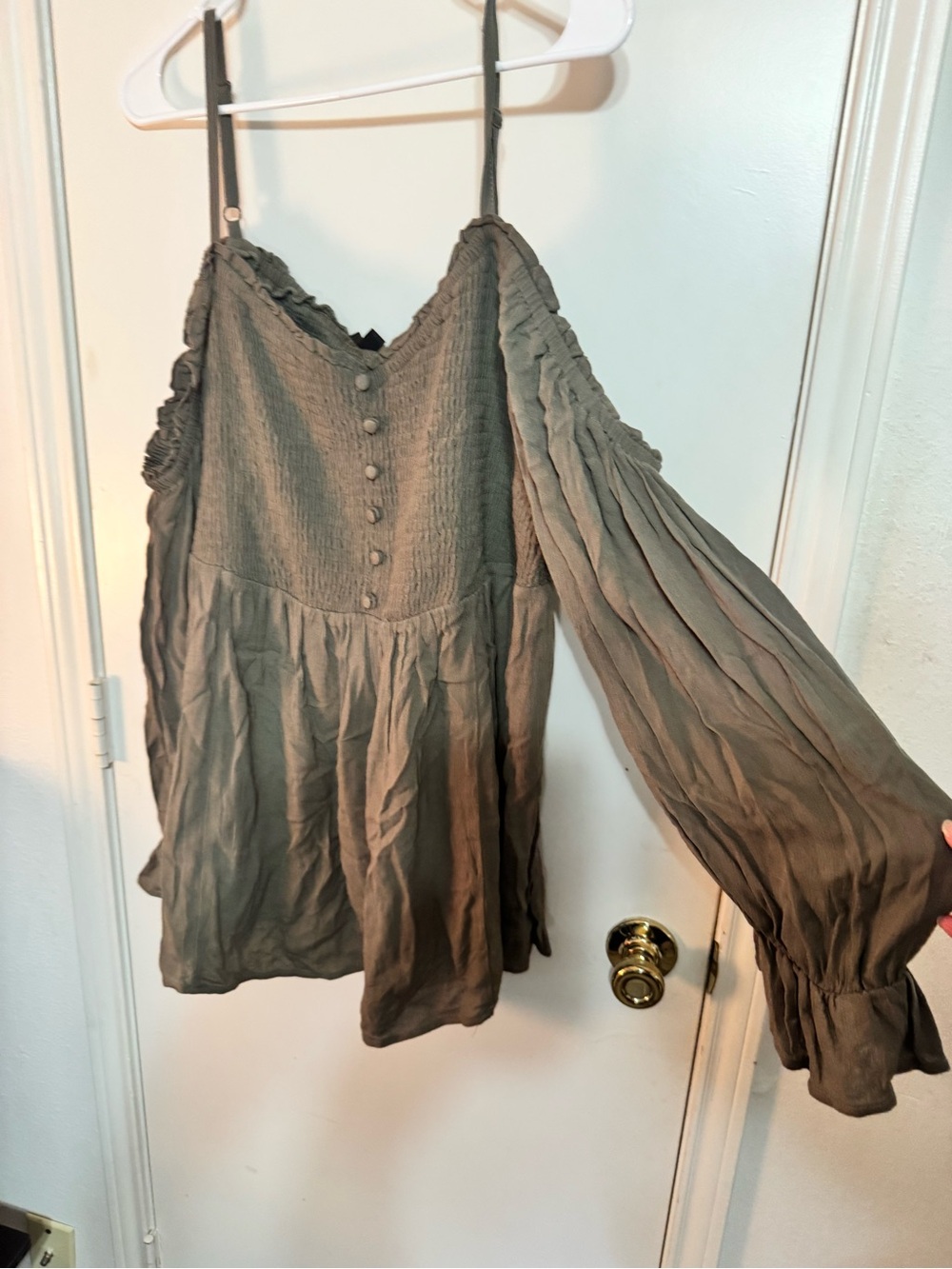 NWT Torrid Smocked Bodice Cold-Shoulder Women's Top - Olive Green 3x